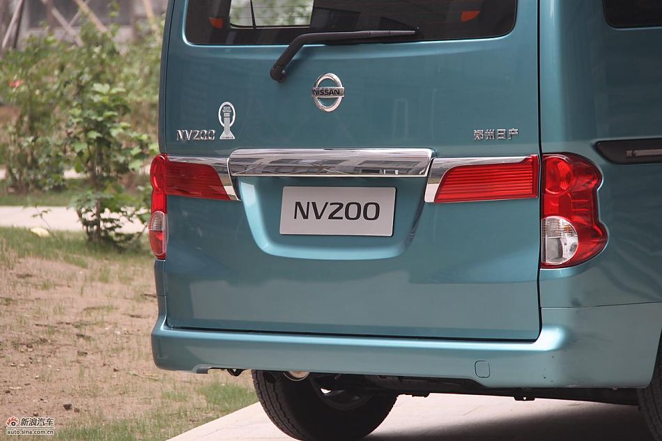 NV200