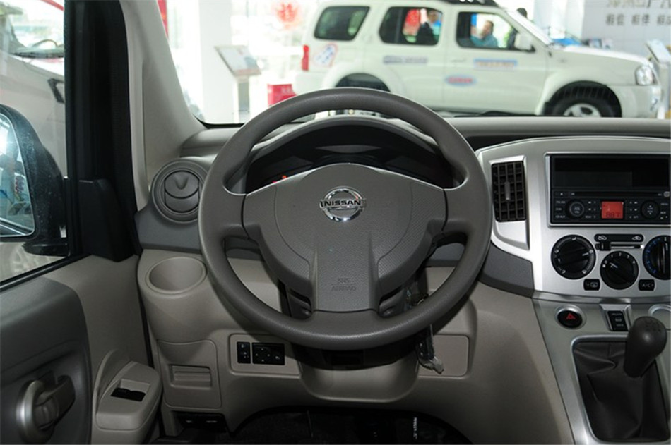 2014NV200 1.6L ֶ V