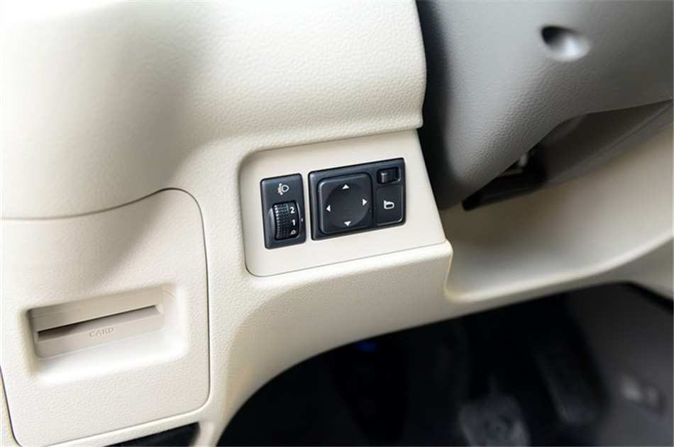 2014NV200 1.6LԶ IV