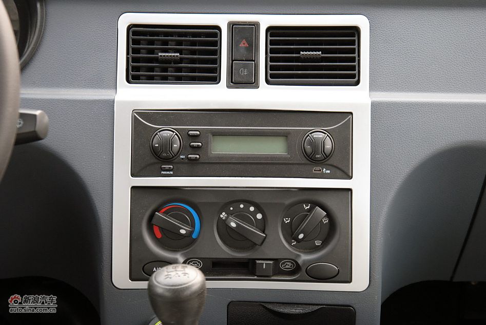 2011̩V10