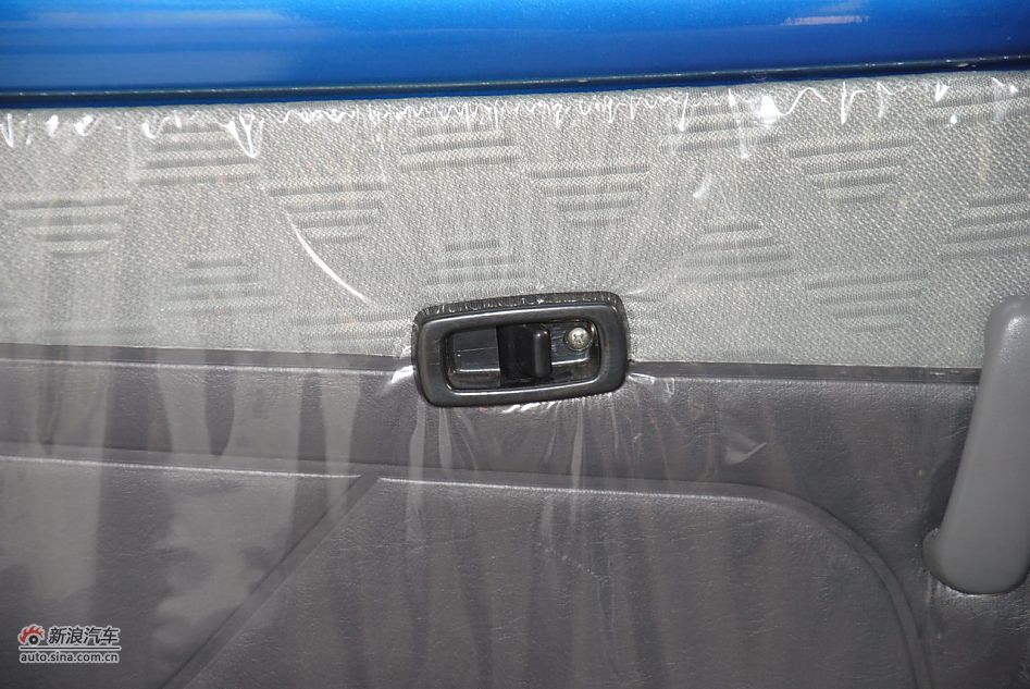 2011̩V10