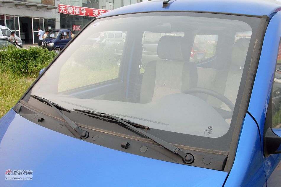 2011̩V10
