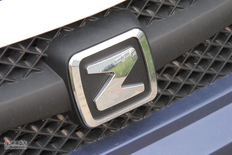 2011̩V10