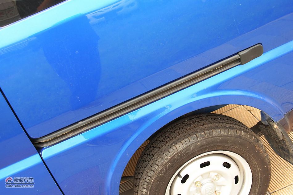 2011̩V10