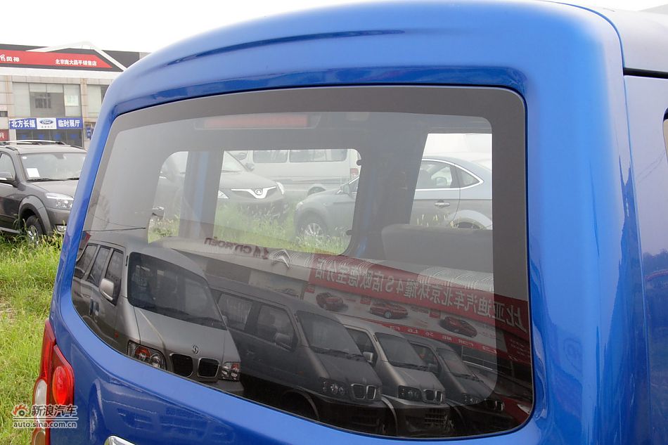 2011̩V10