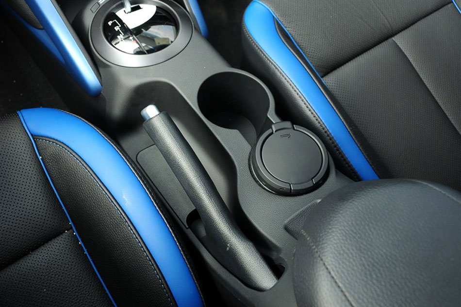 2012ִVeloster˼1.6TԶ