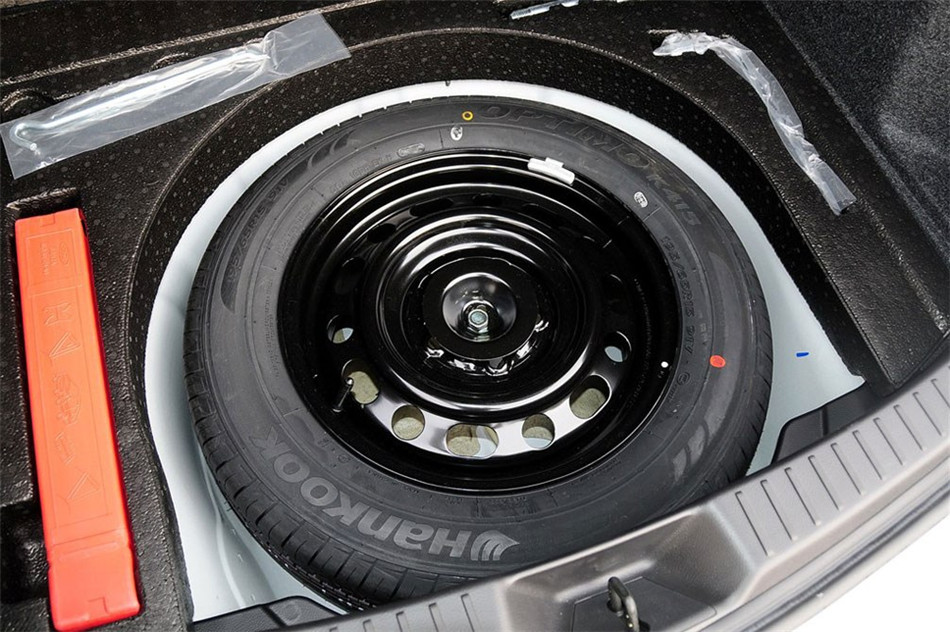 Դ3ǳ  2013 1.6L AT Ӣ ϸ
