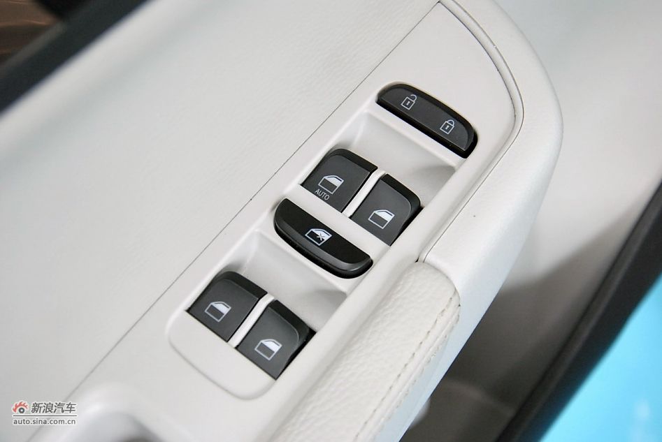 2011л530