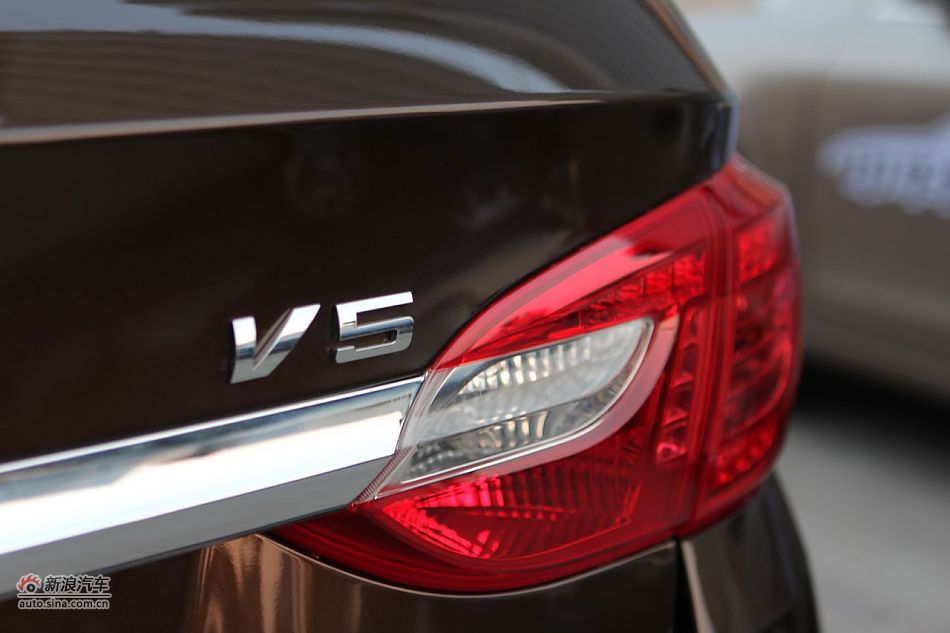 лV5