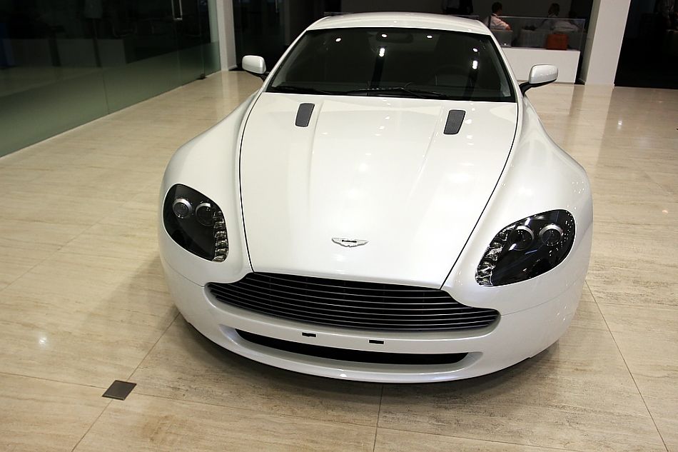 V8 VantageͼƬ