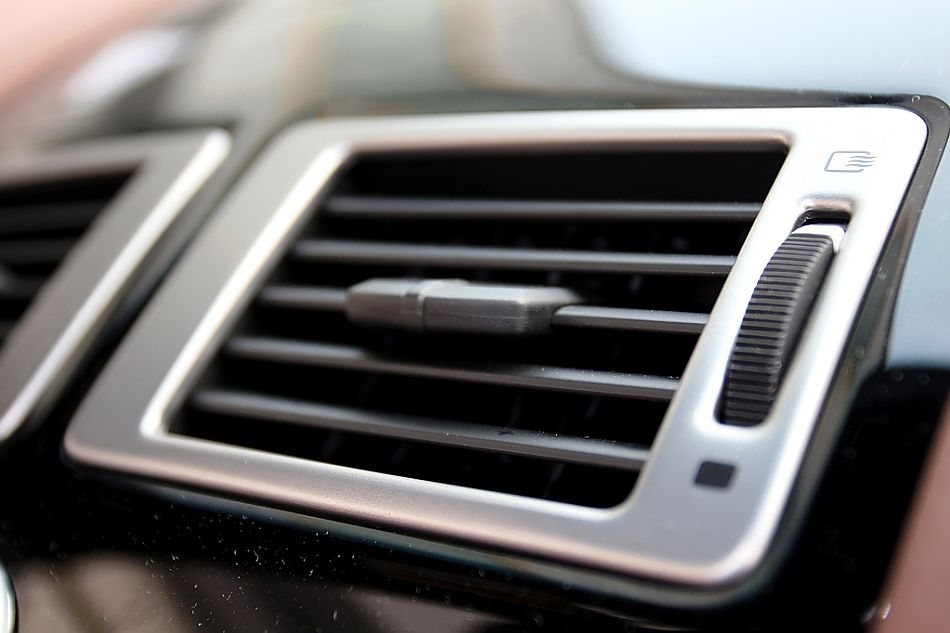 V8 Vantage RoadsterͼƬ