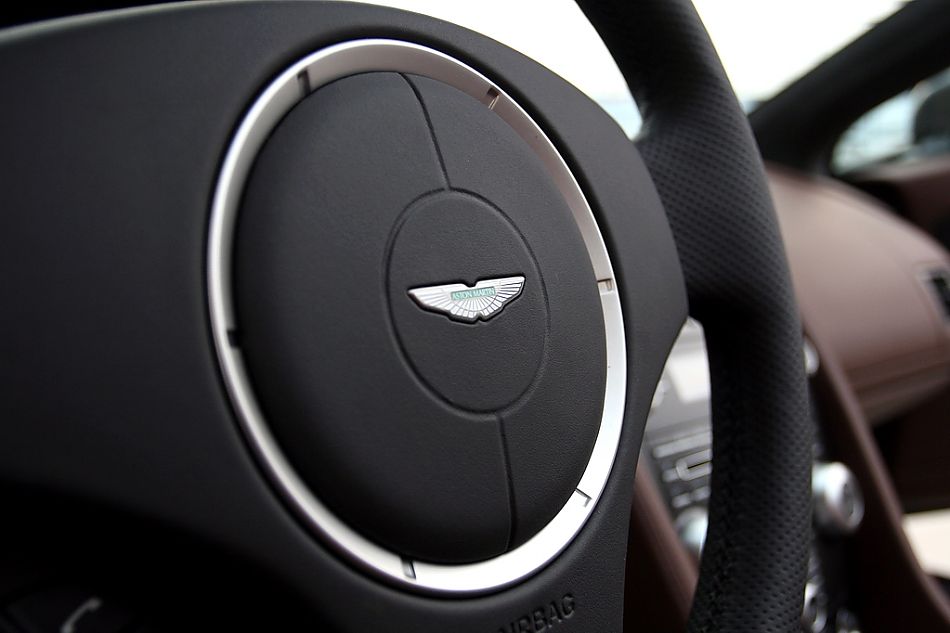 V8 Vantage RoadsterͼƬ
