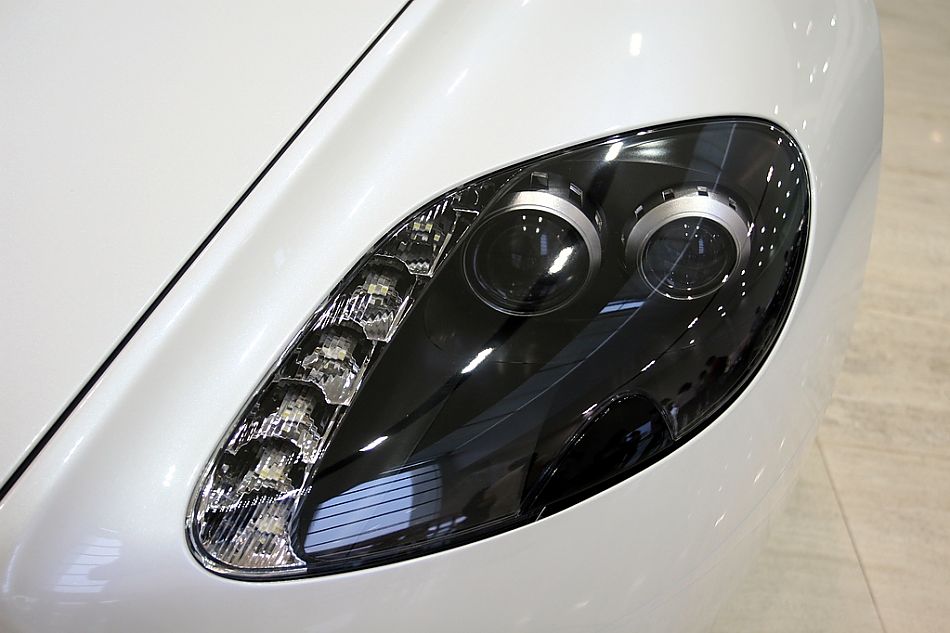 V8 VantageͼƬ