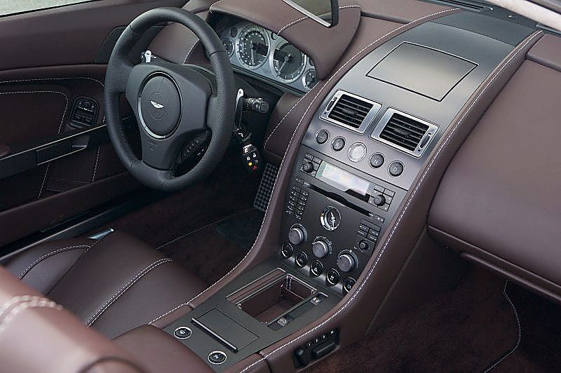 ˹-V8 VantageͼƬ