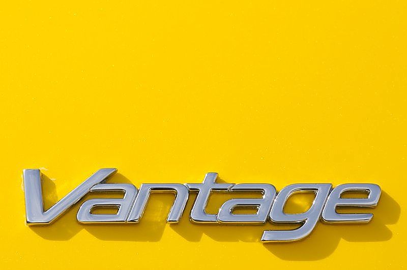 ˹-V8 VantageͼƬ