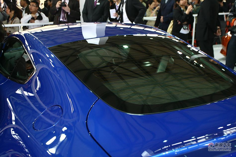 ˹V8 Vantage S