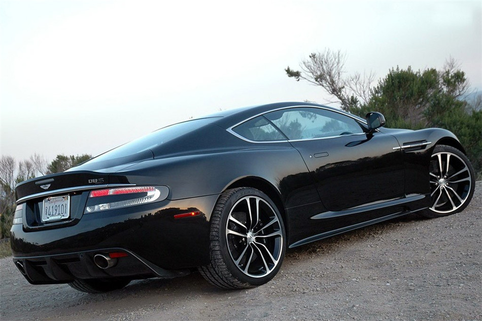 ˹DBS 2010 Carbon Black 