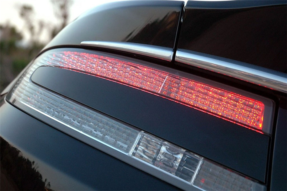 ˹DBS 2010 Carbon Black 