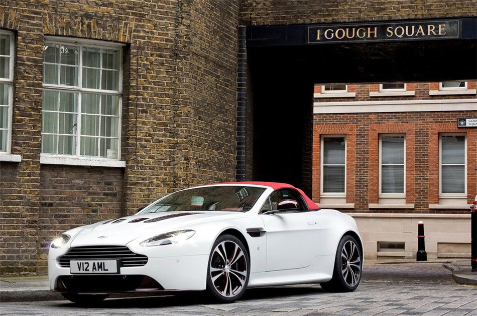 V12 Vantage 2012 6.0L MT Roadster