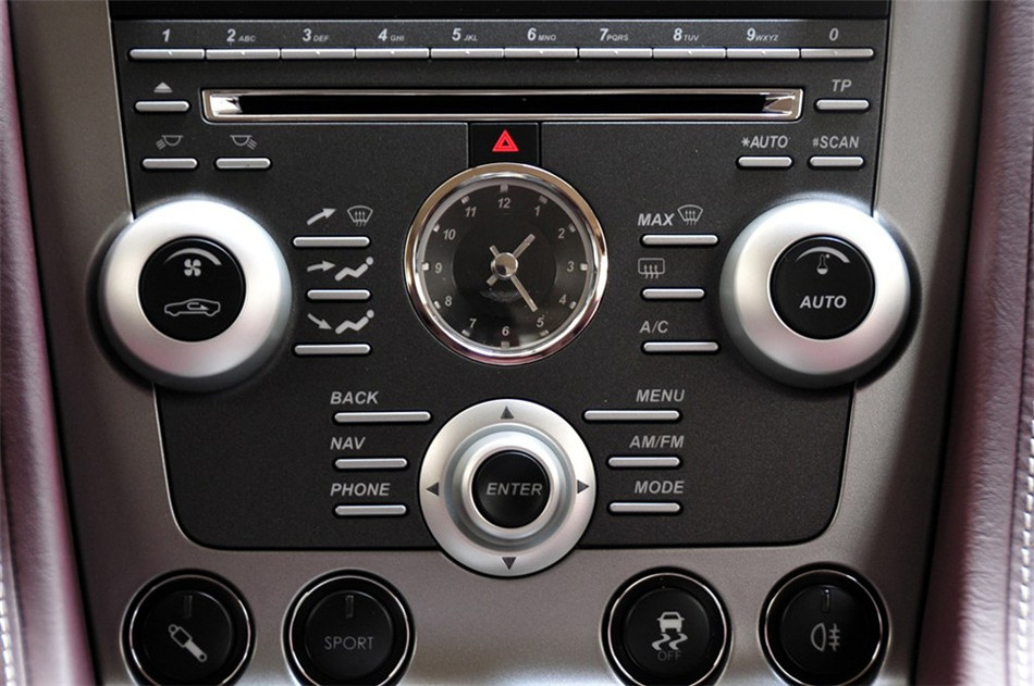 ˹· 2010 6.0L AT  