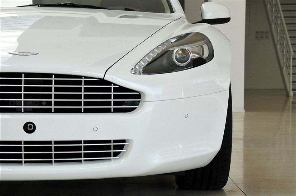 ˹· 2010 6.0L AT  