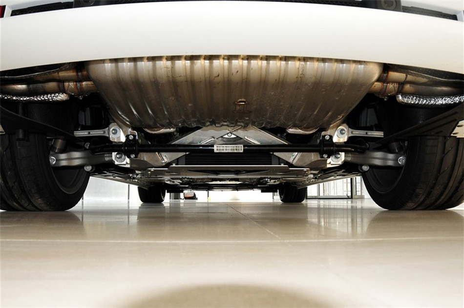 ˹· 2010 6.0L AT  