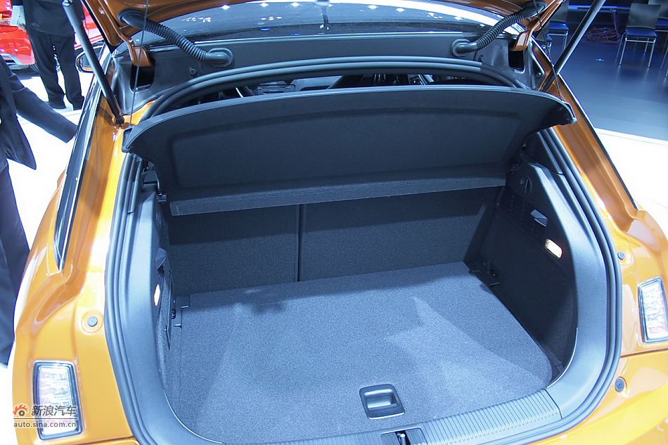 µA1 1.4T