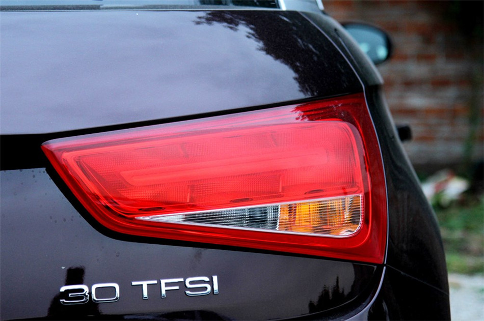 2013 1.4T ˫ 30 TFSI Sportback Urban 