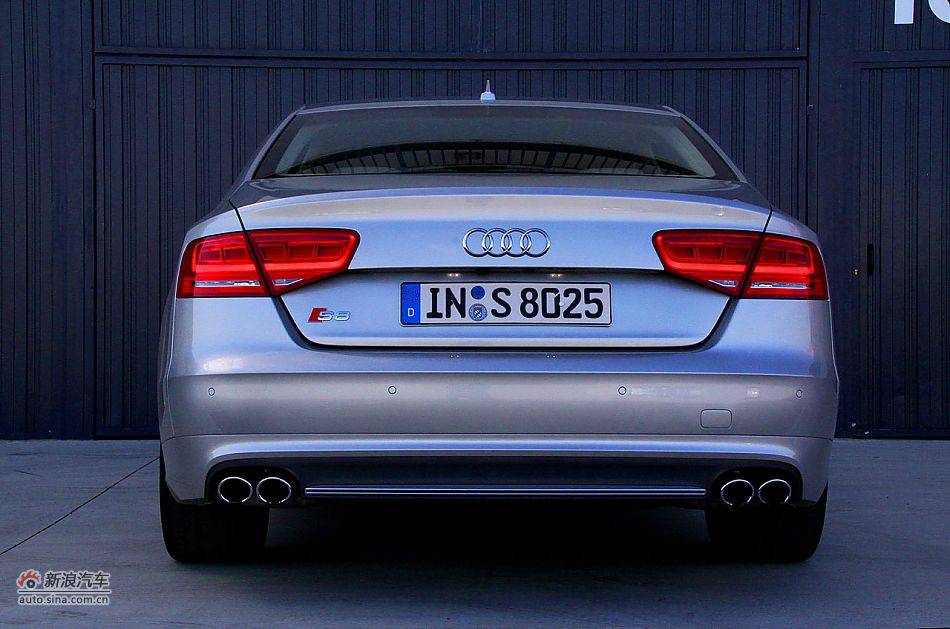 2012µS8