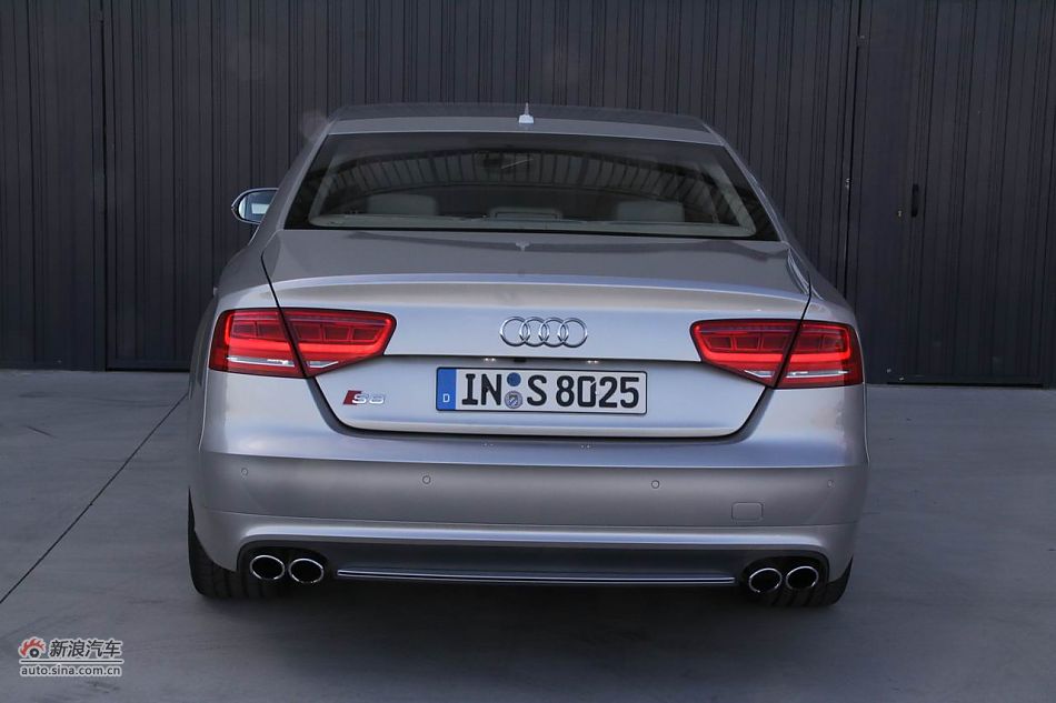 2012µS8
