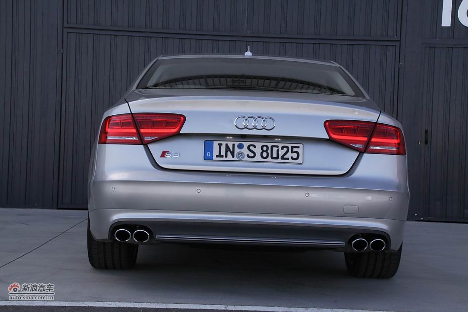 2012µS8