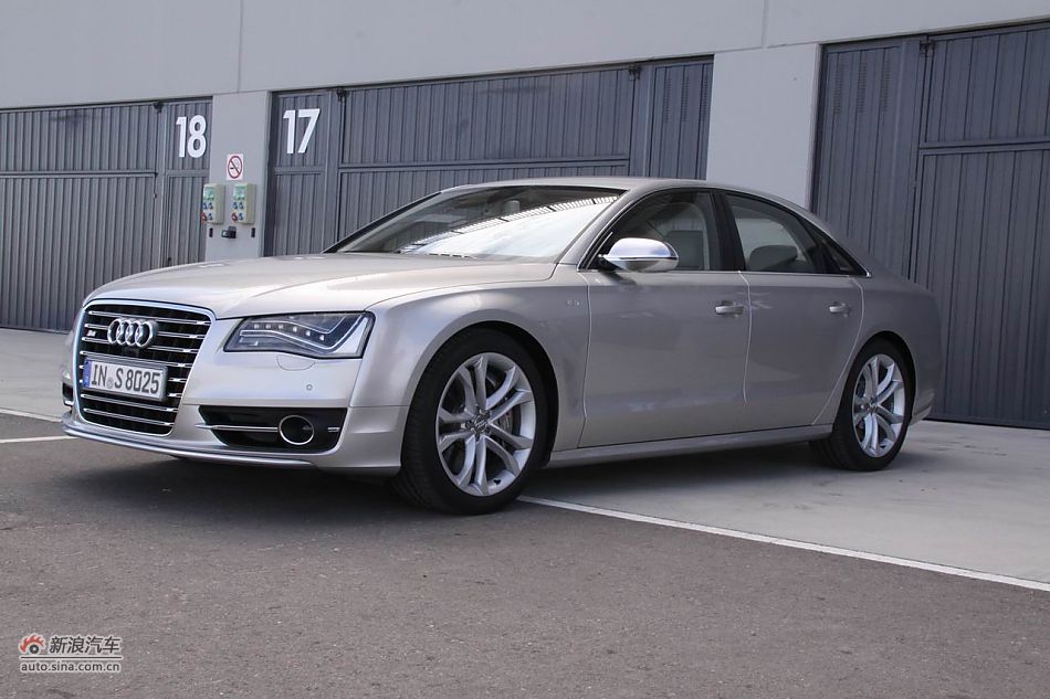 2012µS8