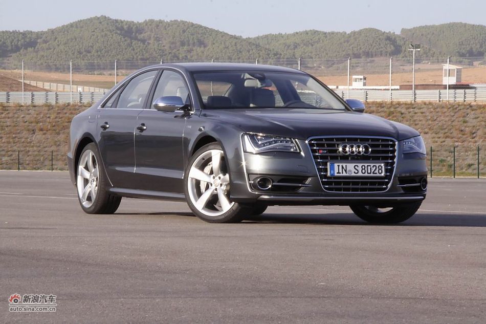 2012µS8