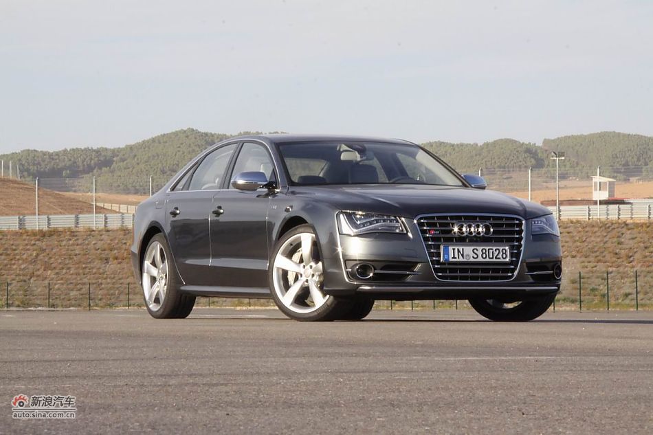 2012µS8