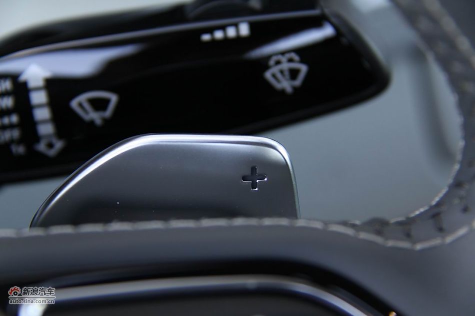 2012µS8ι