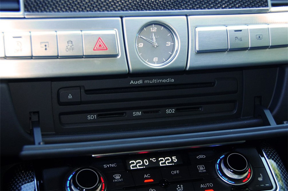 2013 4.0TFSI AT quattro 