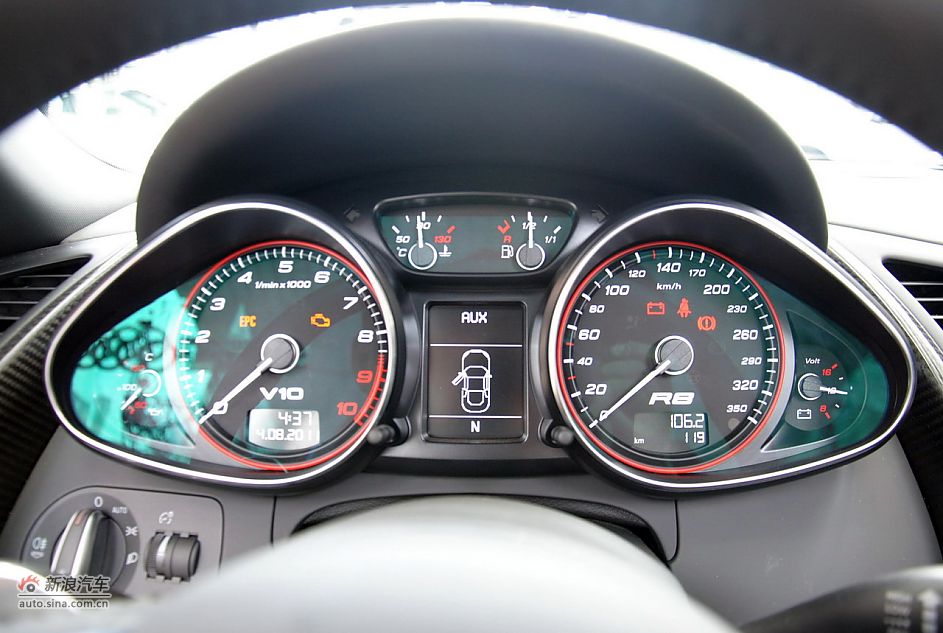 2011µR8 Spyder