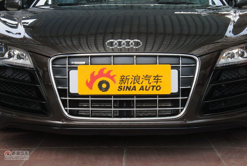 2011µR8 Spyder