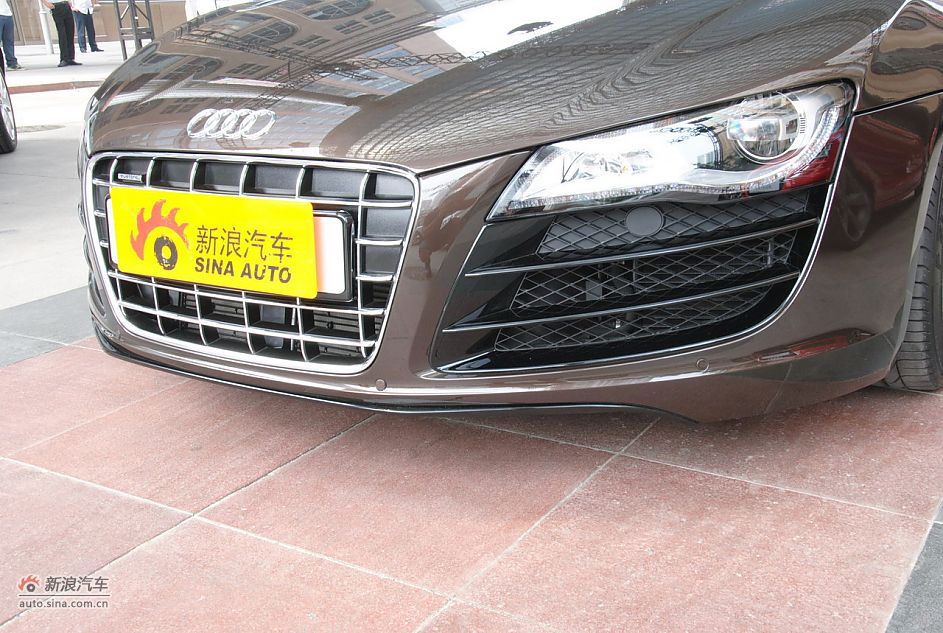 2011µR8 Spyder
