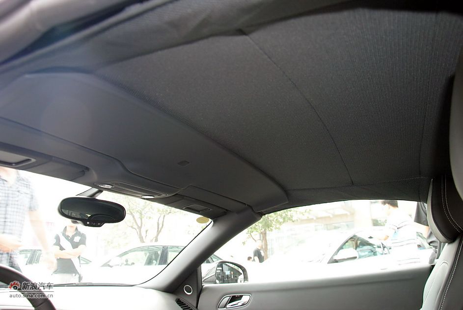 2011µR8 Spyder