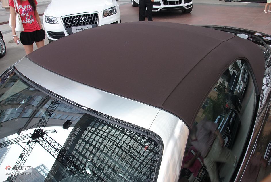 2011µR8 Spyder