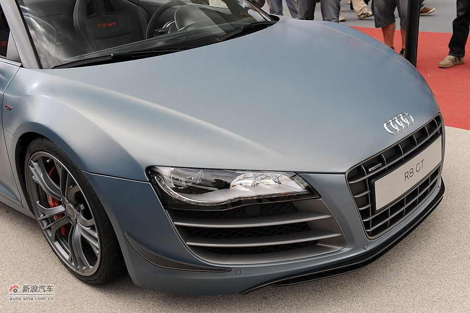 2012µR8 GT