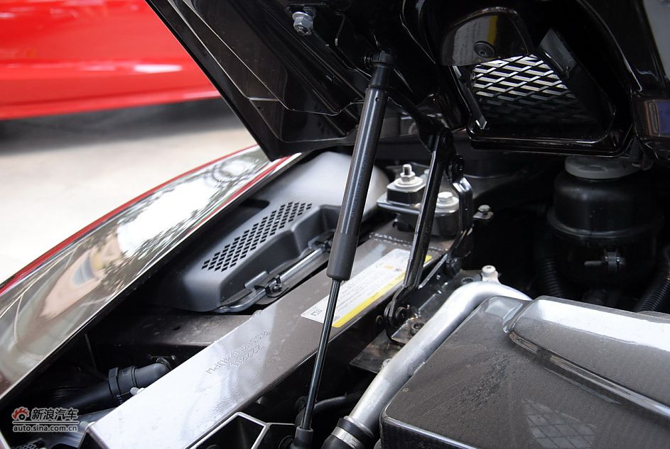2011µR8 Spyder