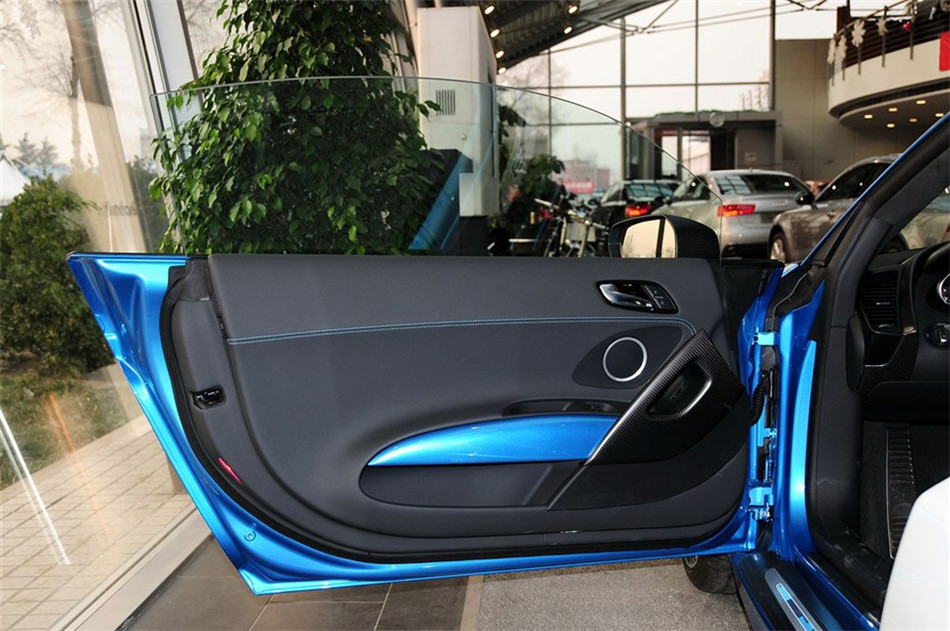 2013 5.2FSI AMT quattroйר οռ