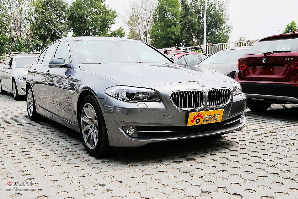 ڱ535i˶