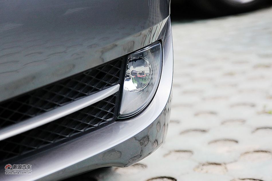 ڱ535i˶