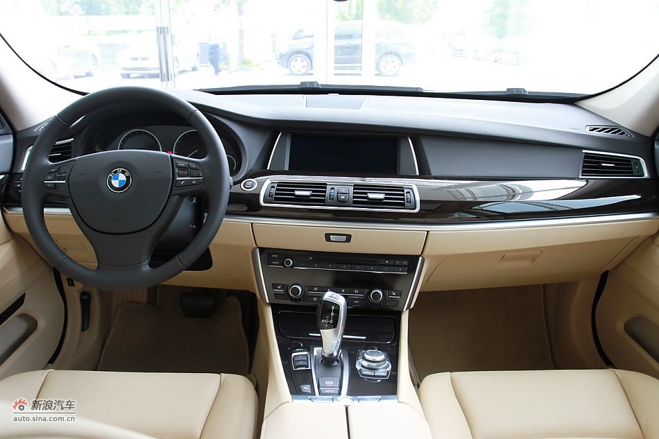 5ϵGT 535i