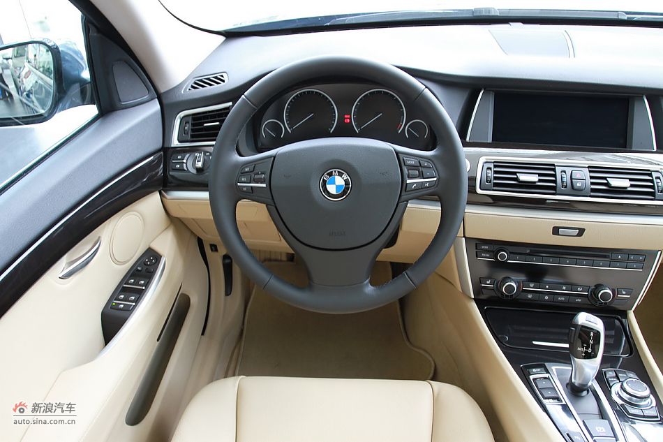 5ϵGT 535i