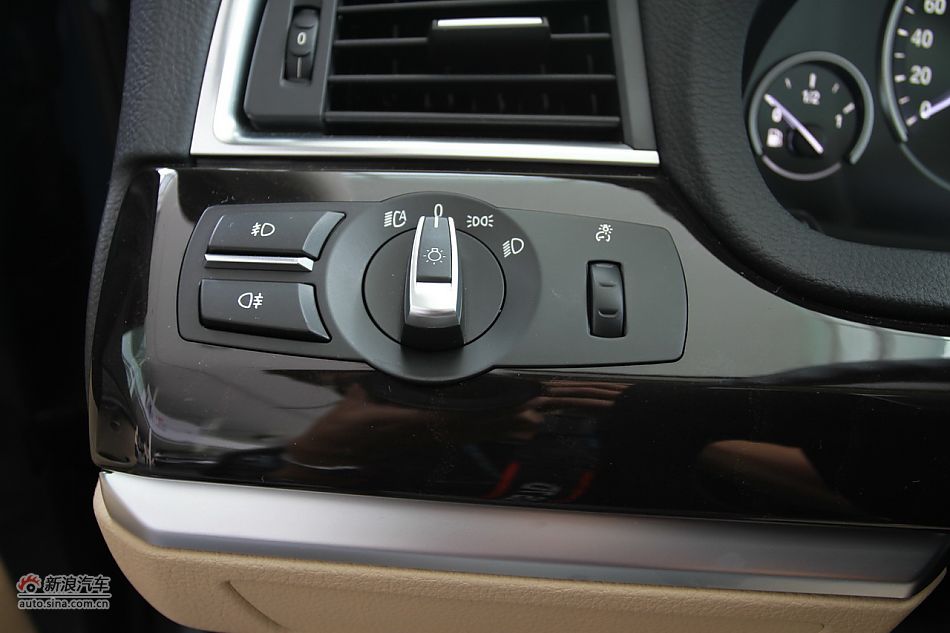5ϵGT 535i