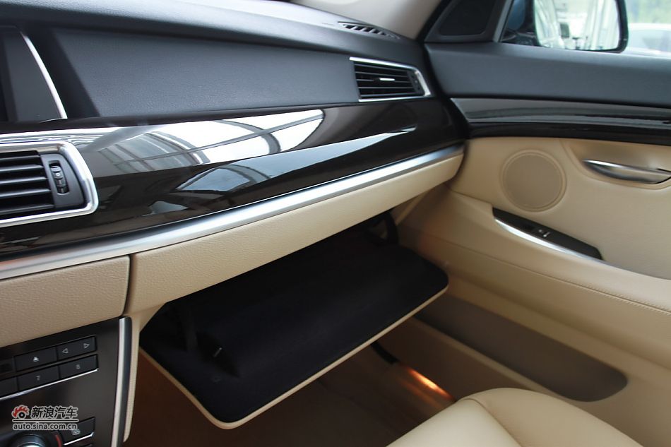 5ϵGT 535i